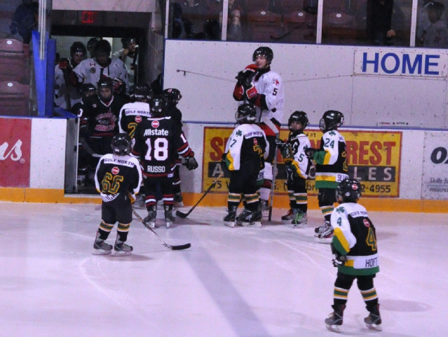 Cambridge_Winter_Hawks_Game_060.JPG